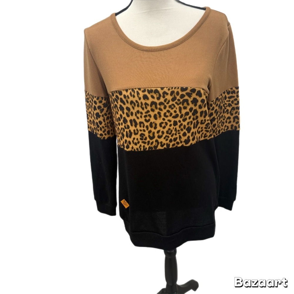 Simply Southern Cheetah Block Sweater NWOT
